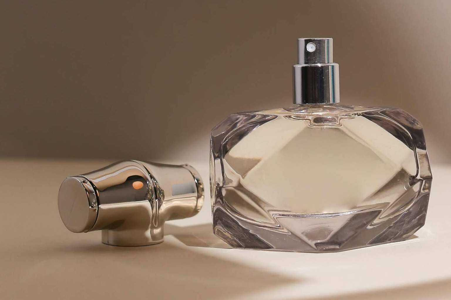 Mixer & Pack, perfumery manufacturing company for third-party brands