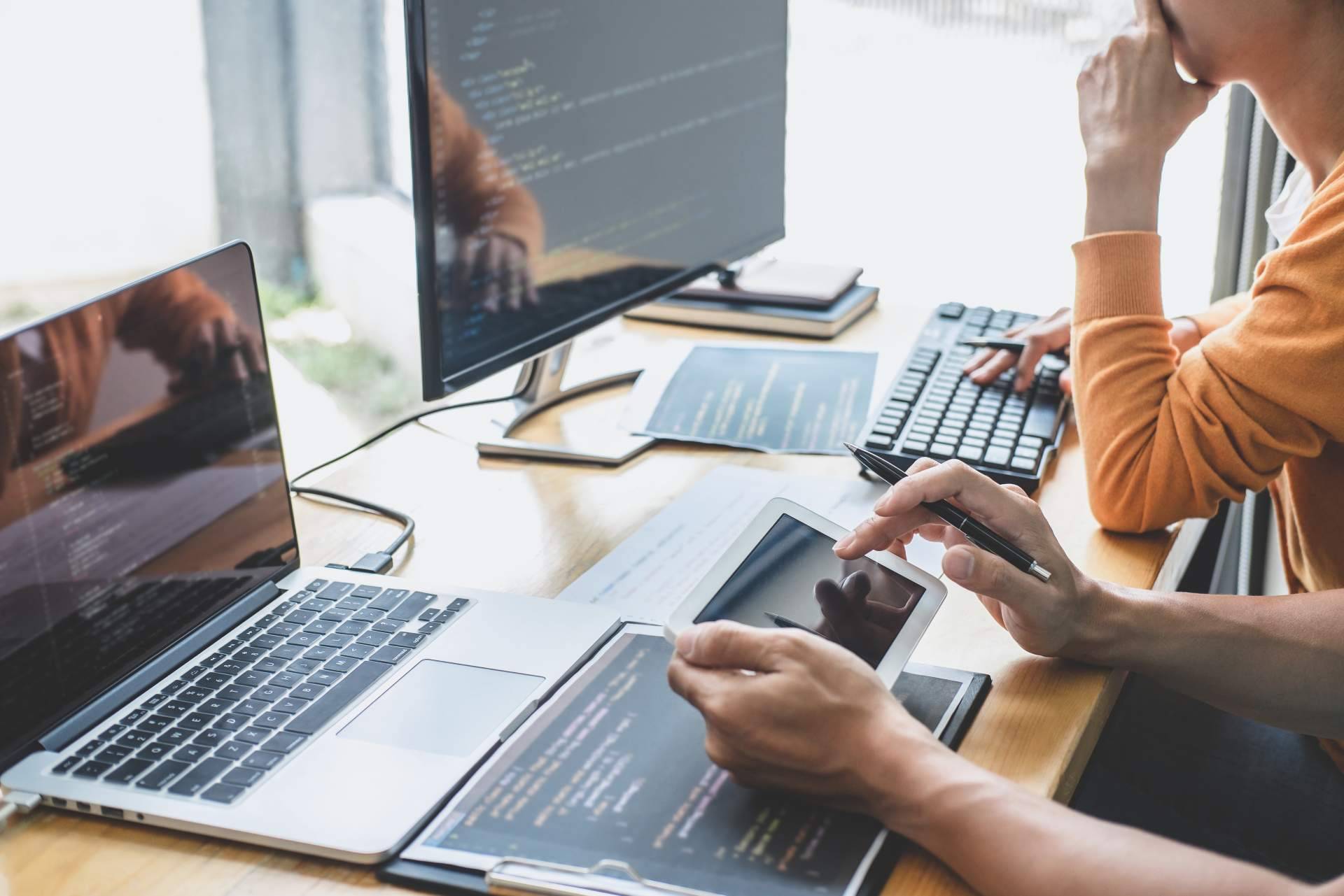 Dev Shop, the new software development trend