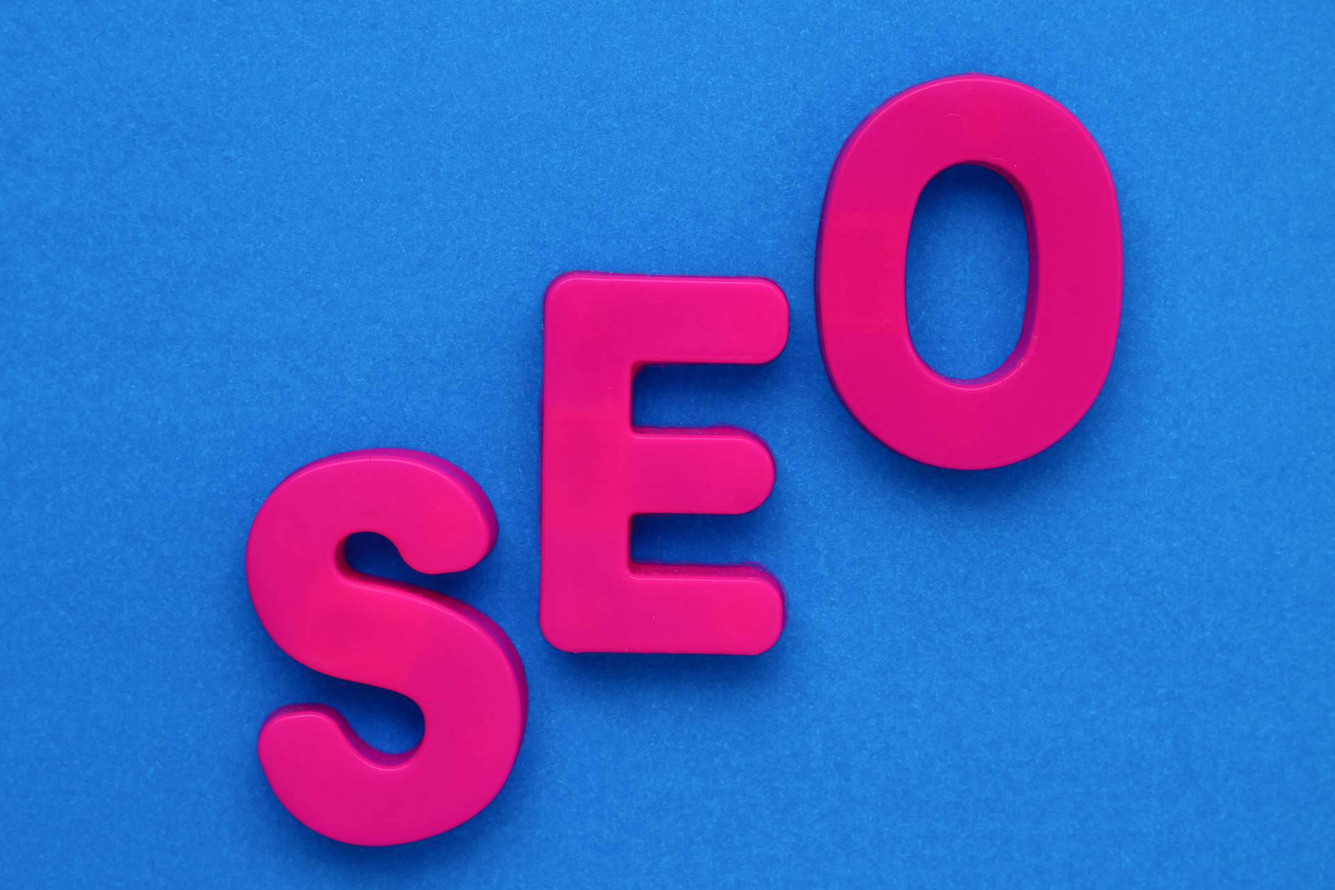 รับทำ SEO services by Relevant Audience, a trusted SEO agency in Thailand