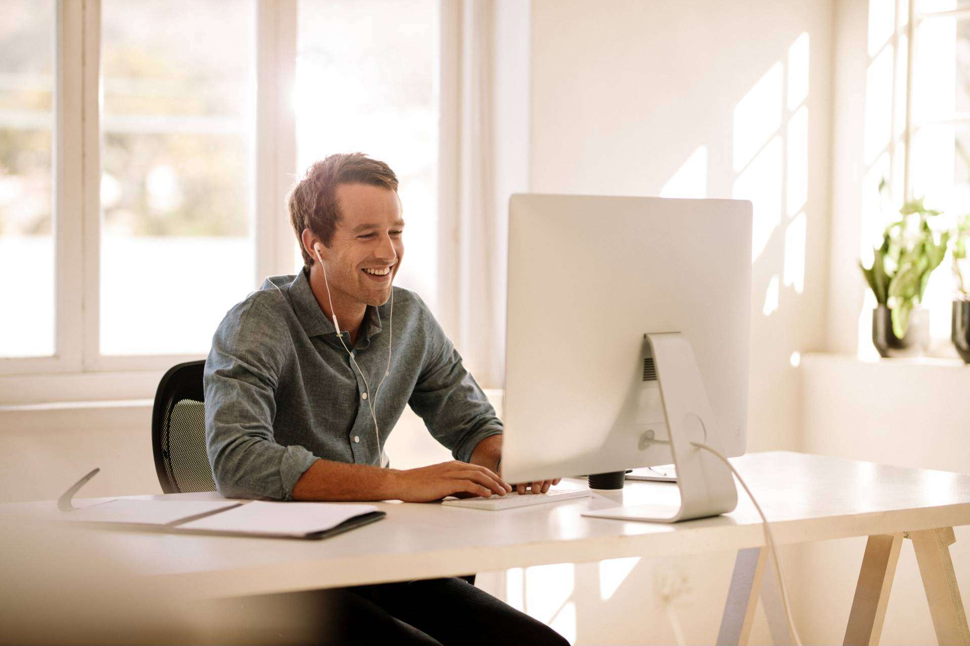 Without Knowee, your CRM is incomplete; How many contacts are you losing?