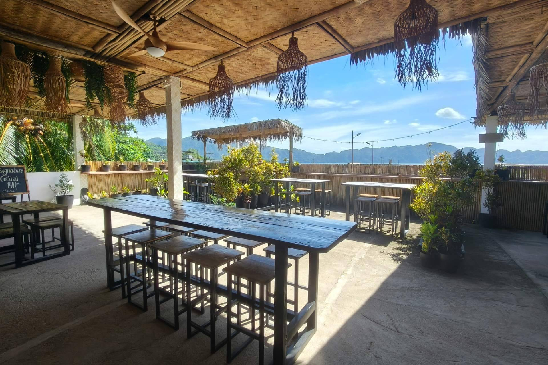 What can be found in the best restaurants in Coron