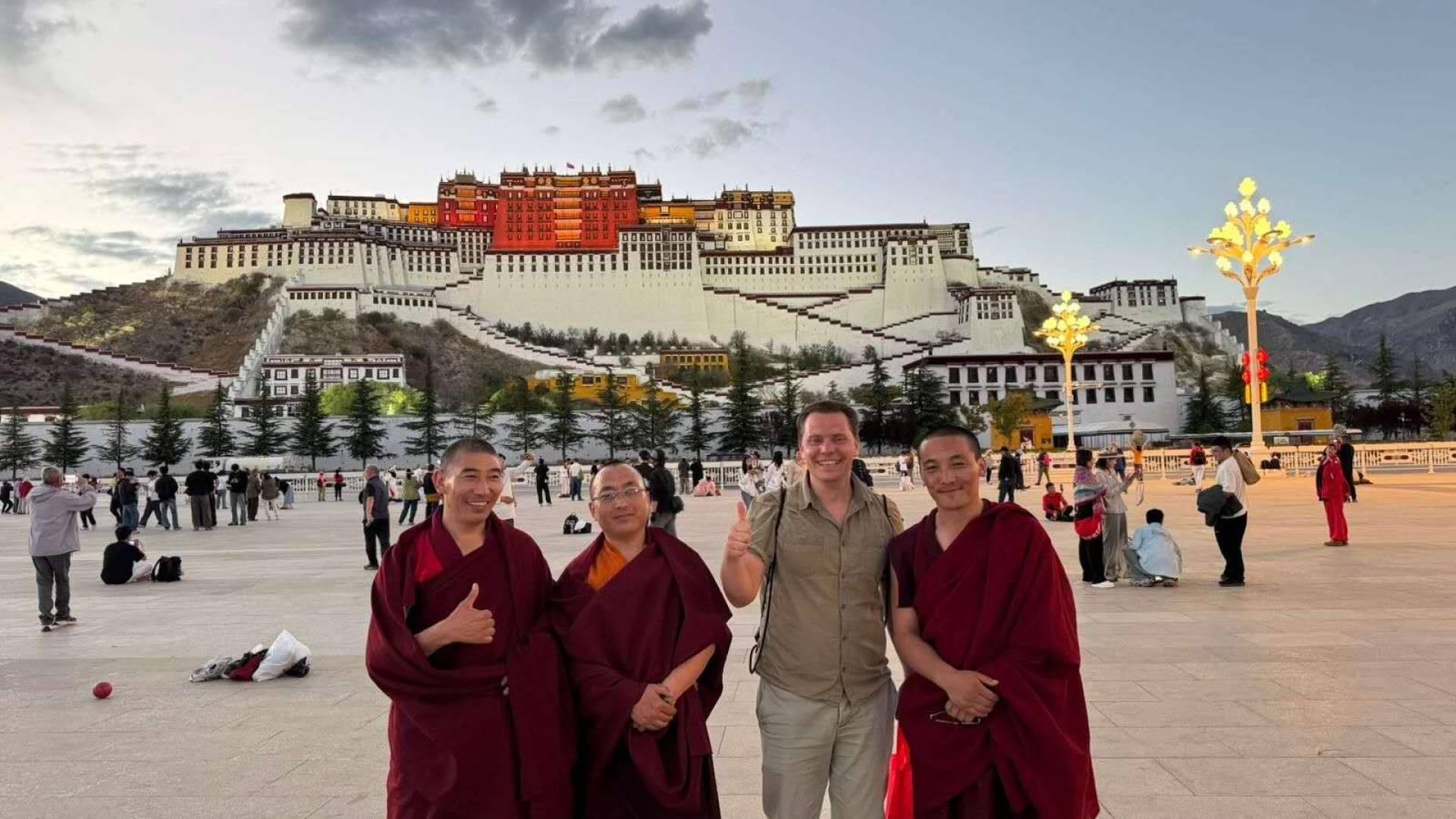 Tibet Tourism Returns as Highest Railway Marks 20 Years
